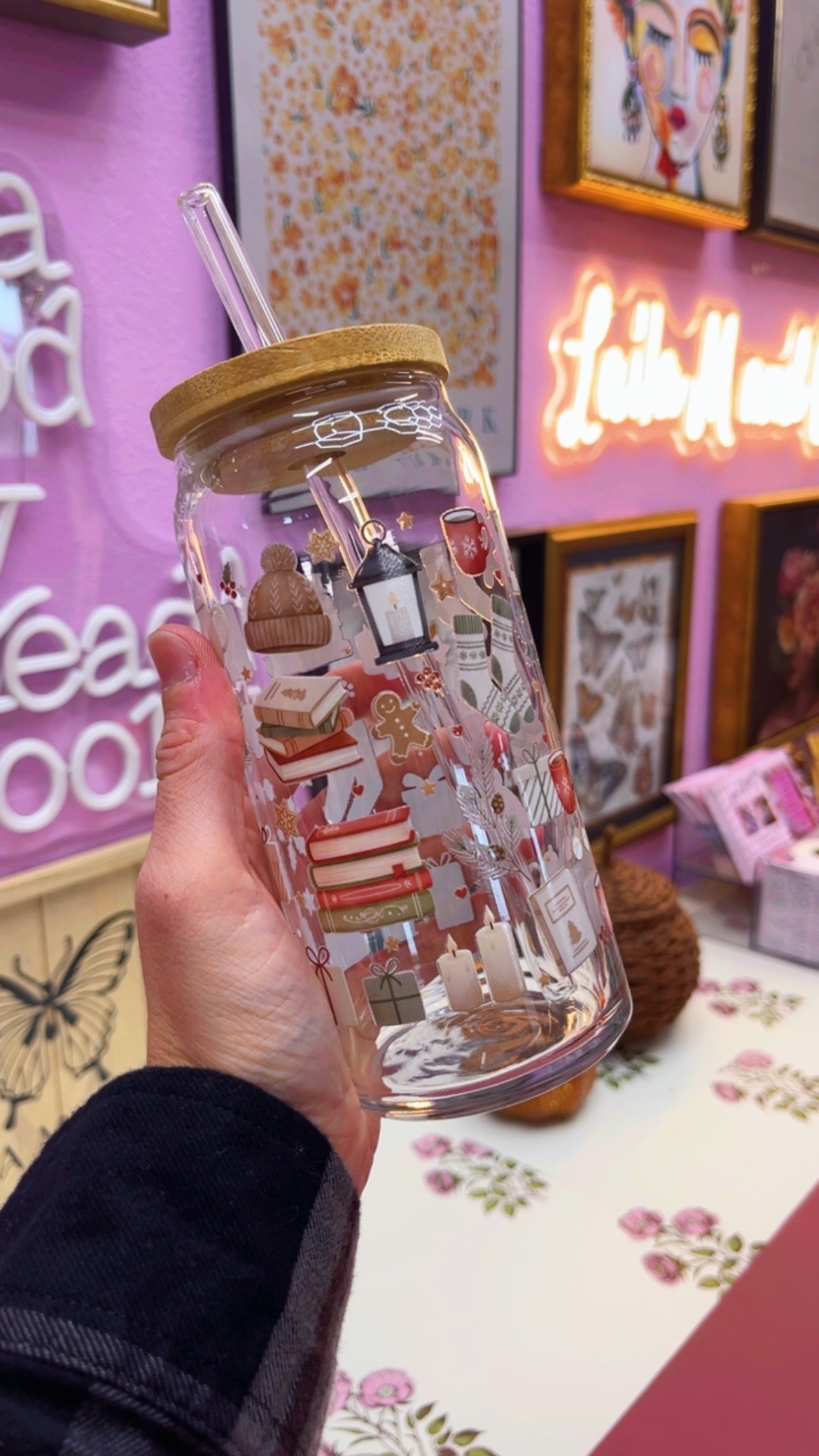 Cozy Holiday things 20 oz Glass Can