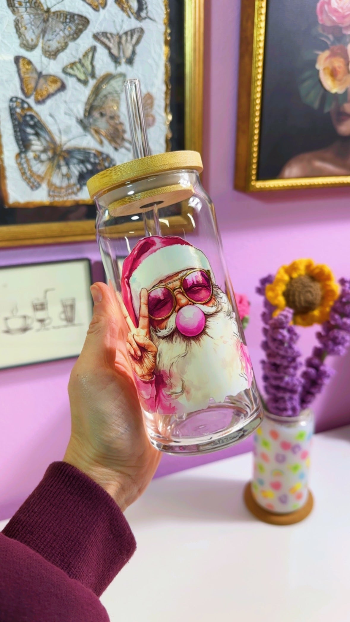 Pink Santa 20 oz Glass Can