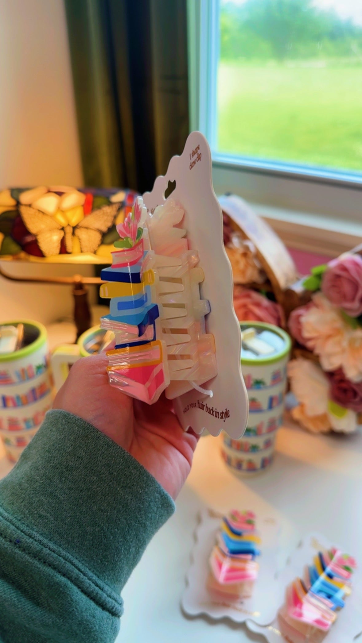 Book Stack Claw Clip