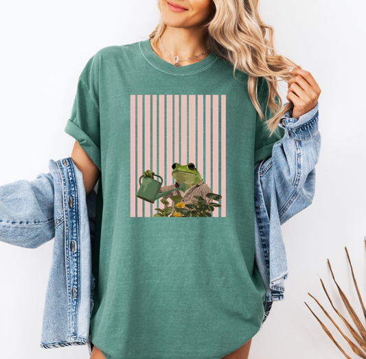 Watering Frog T-shirt (green)