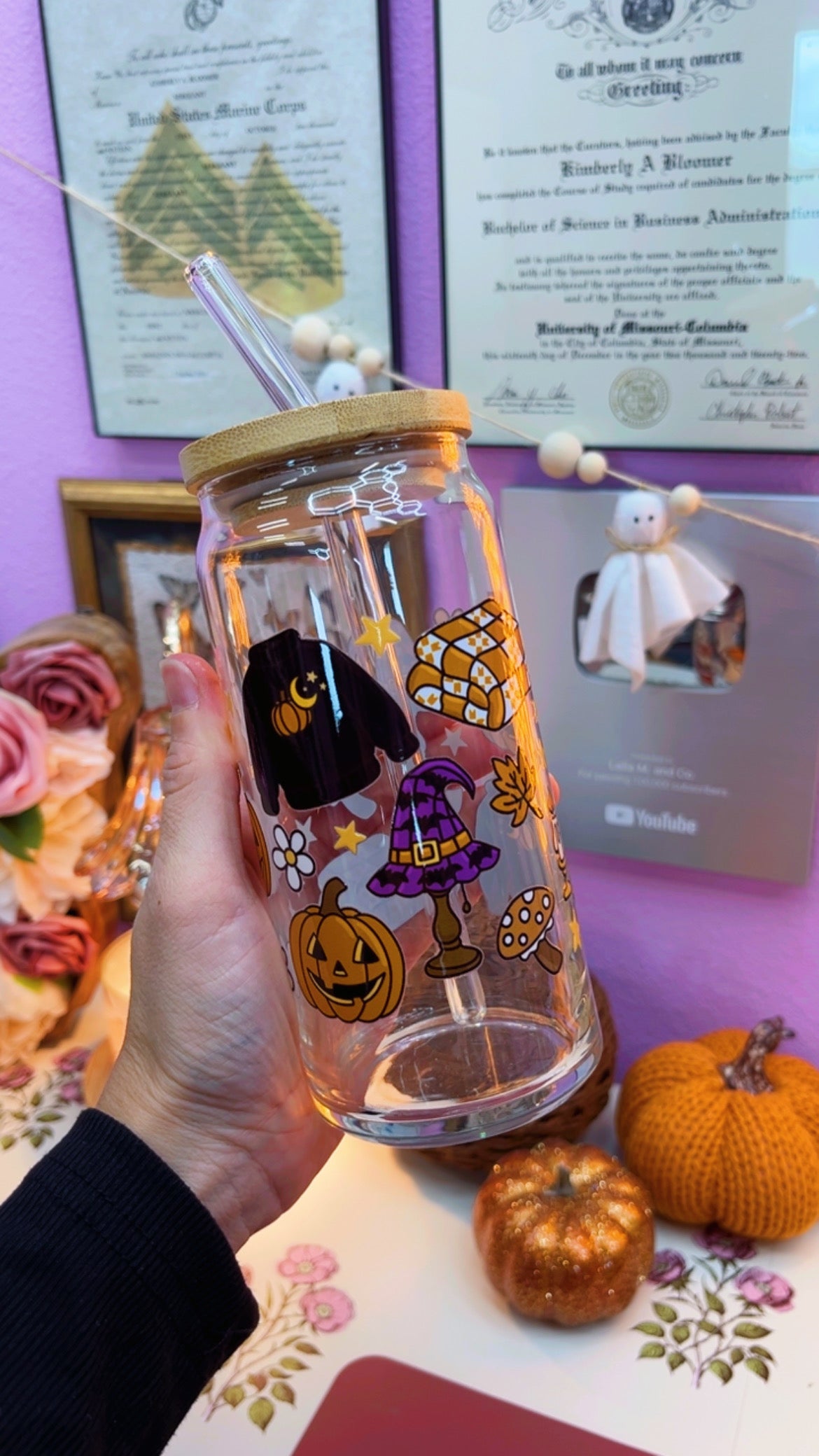 Spooky Sweater Vibes 20 oz Glass