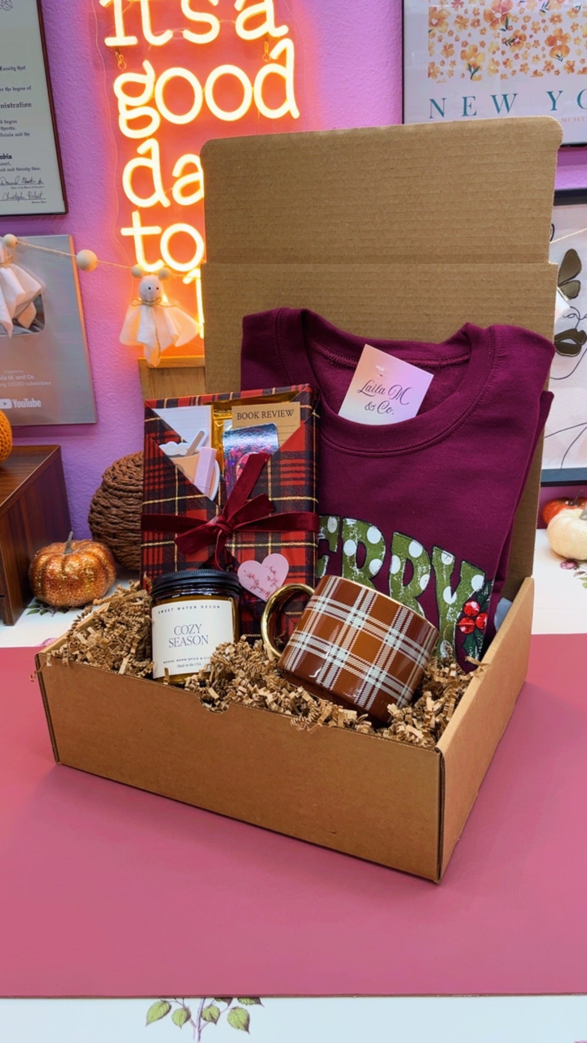 *New* Deluxe ‘Merry’ Bookish Bundle