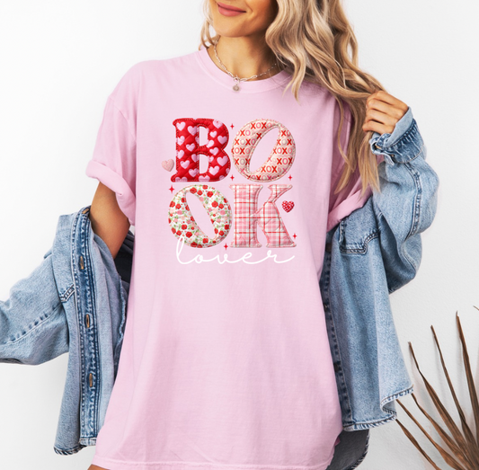 Book Lover T-shirt (Pink)