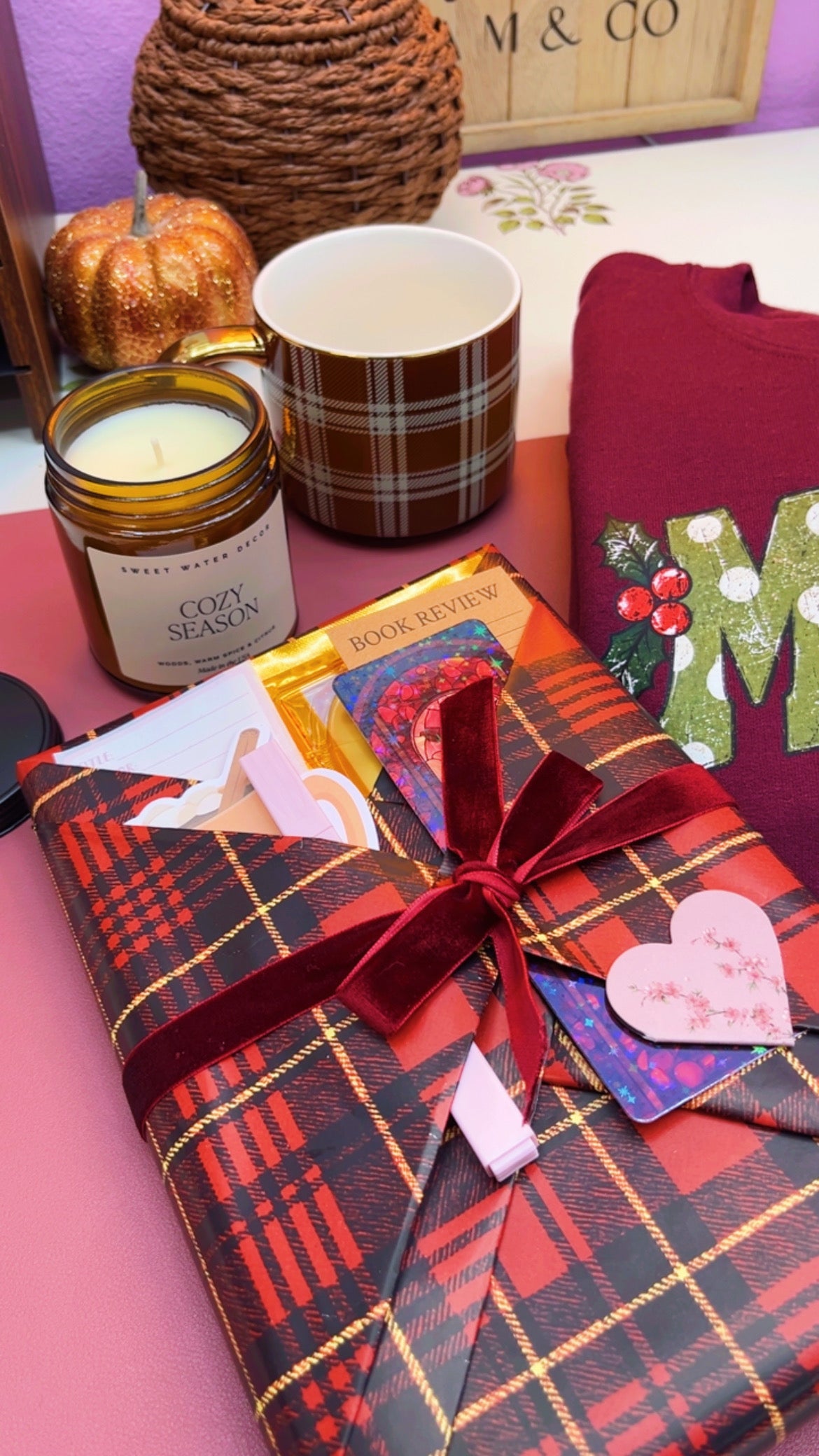 *New* Deluxe ‘Merry’ Bookish Bundle
