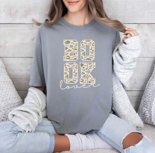 Book Lover T-shirt (Grey)