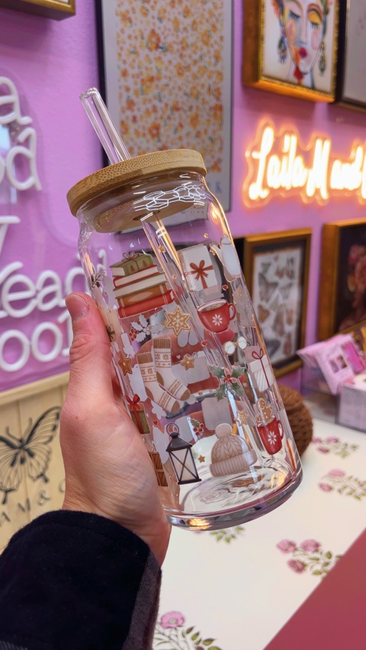 Cozy Holiday things 20 oz Glass Can