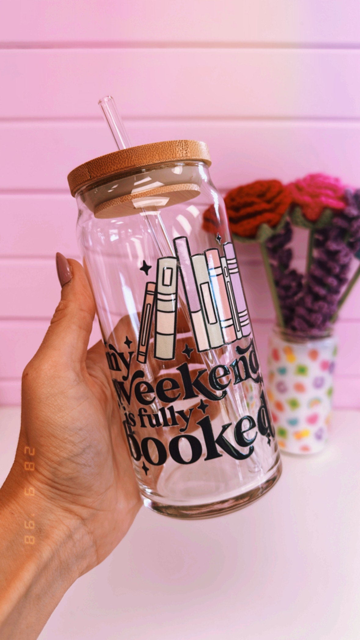 Booked Weekend 20 oz Glass Can