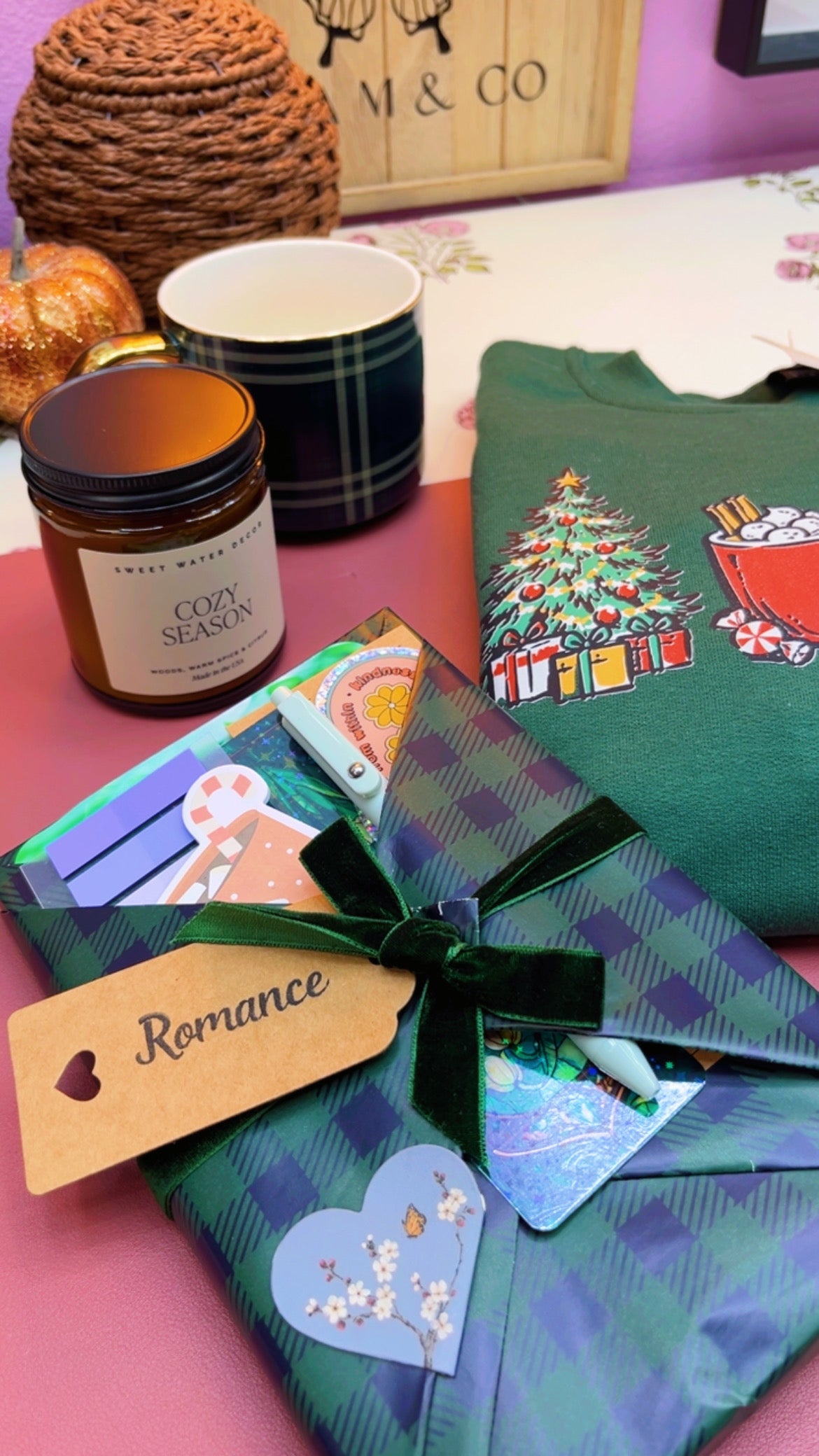 *New* Deluxe Plaid Christmas Bookish Bundle