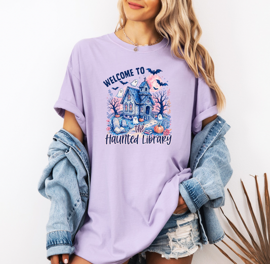 Welcome to the Haunted Library t-shirt (lavender)