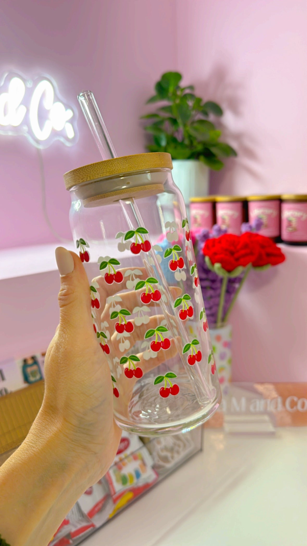 Cherries 20 oz Glass Can