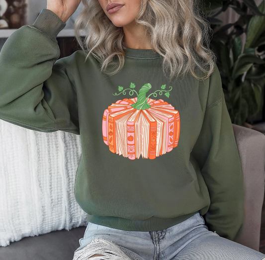 Bookish Pumpkin Crewneck (green)