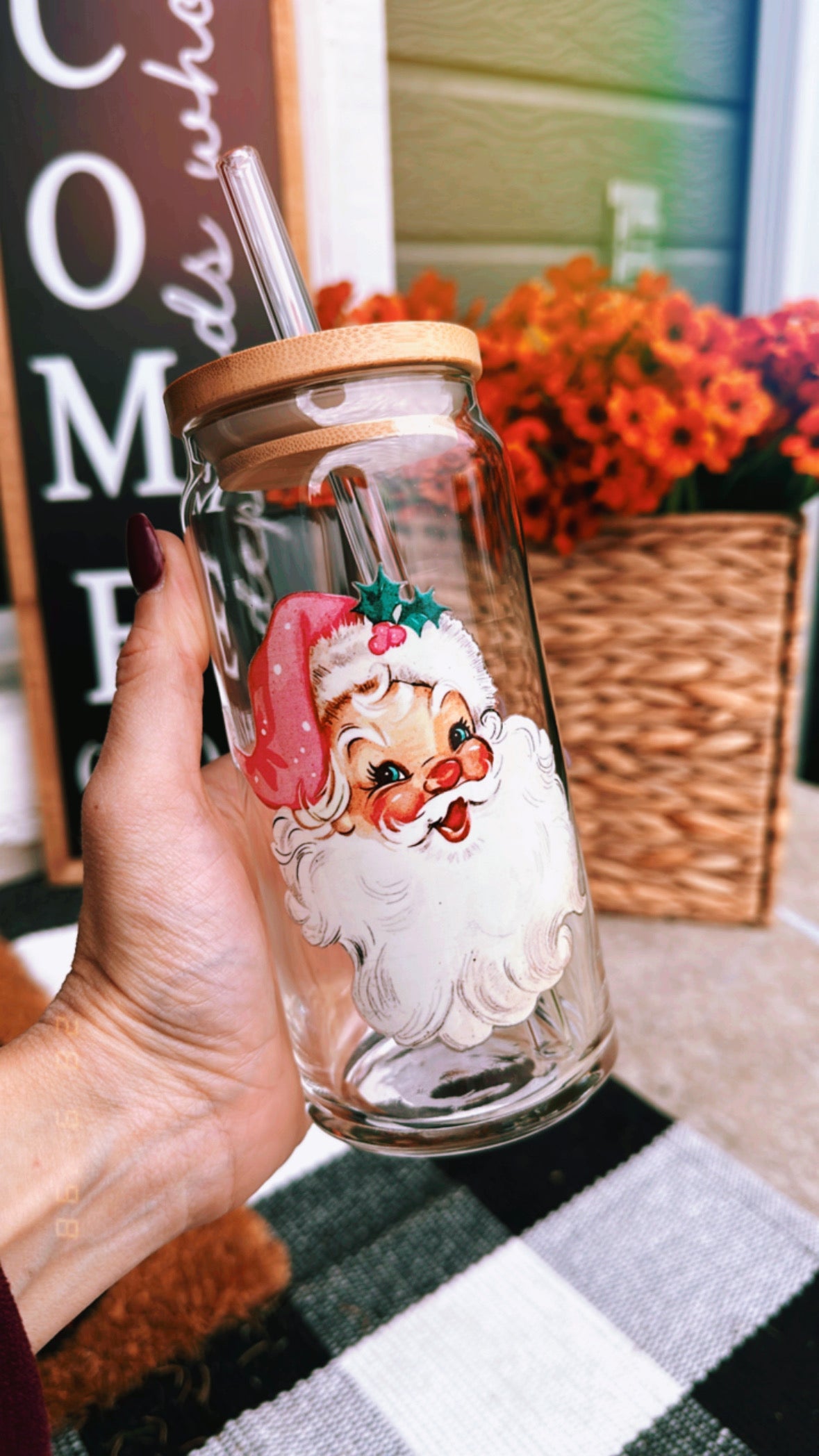 Pink Santa 20 oz Glass Can